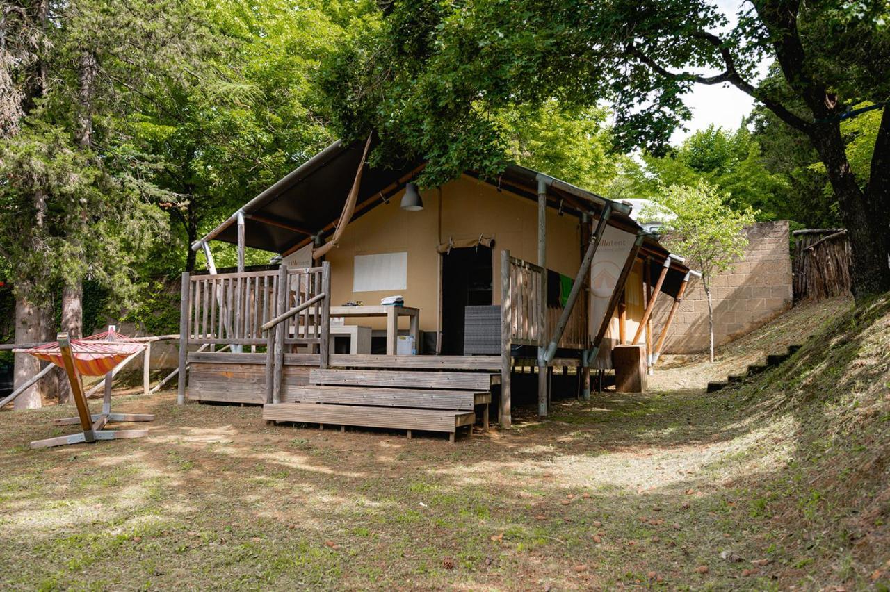 Glamping *